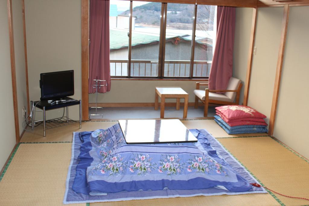 Sugakuso Hotell Yamanakako Eksteriør bilde