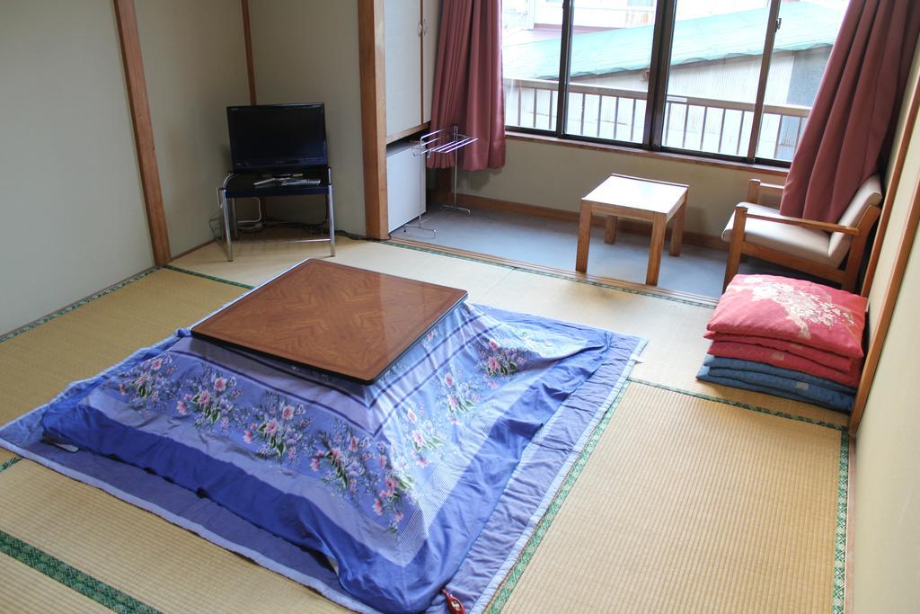 Sugakuso Hotell Yamanakako Eksteriør bilde