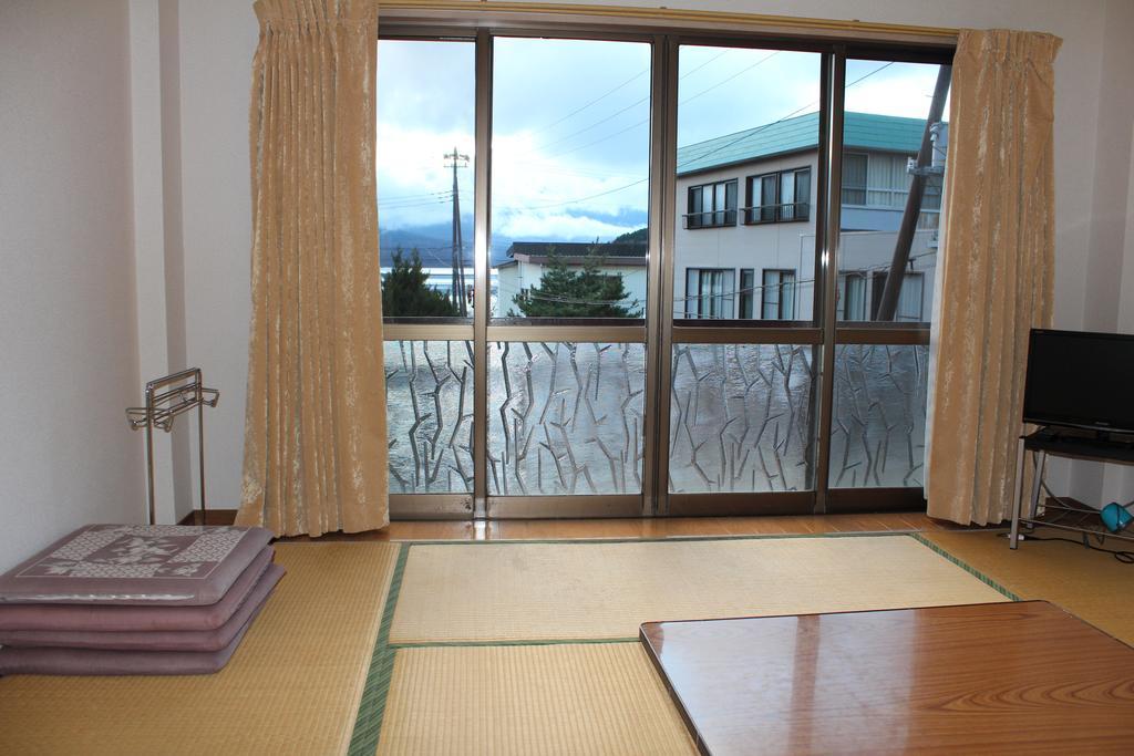 Sugakuso Hotell Yamanakako Eksteriør bilde